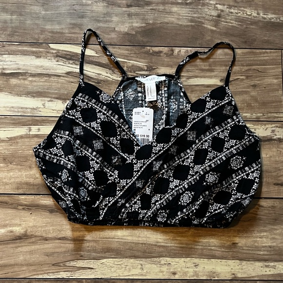 Forever 21 Tops - NWT